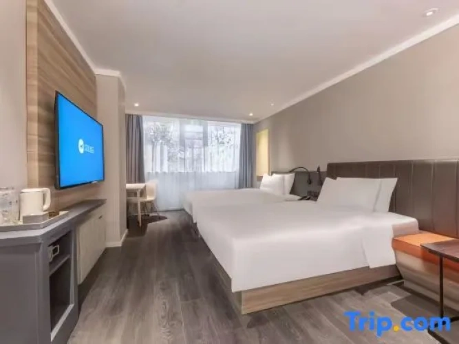 Standard Family room