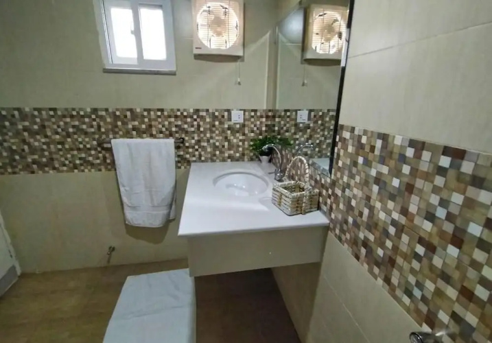 Hotel Gulberg Grand