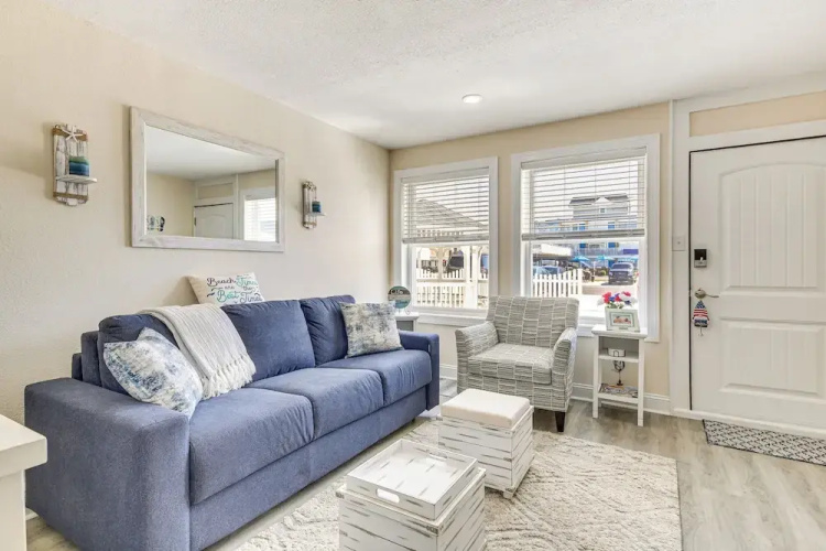 Wildwood Crest Condo w/ Pool & Beach Access!