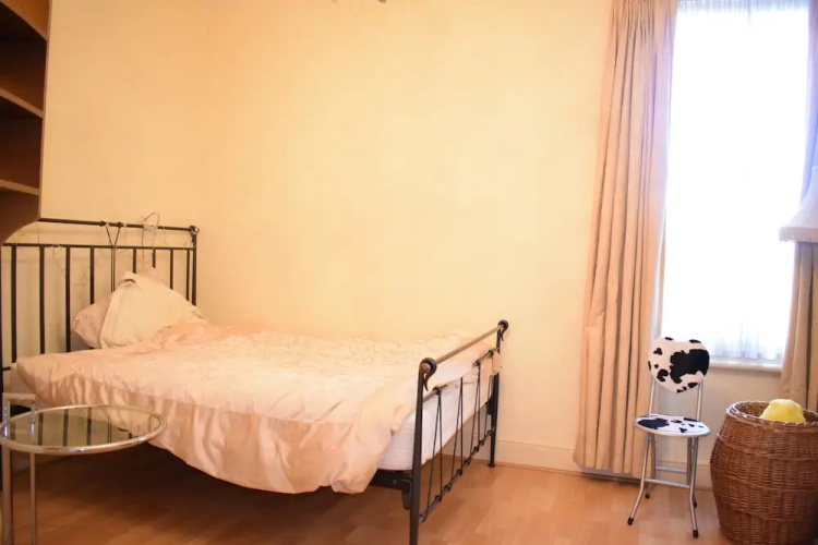 2 Bedroom In Shepherds Bush