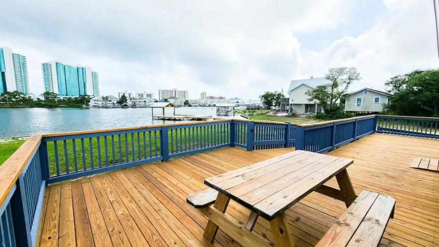 Recently Updated Home w/ Private Pier/boat Slip