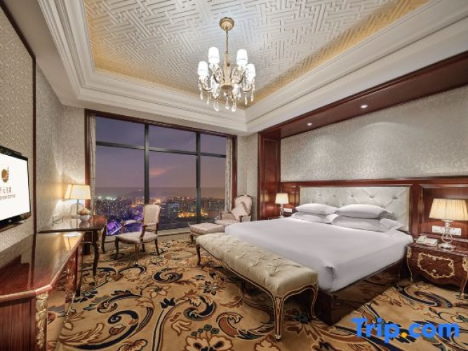 Presidential Quadruple Suite