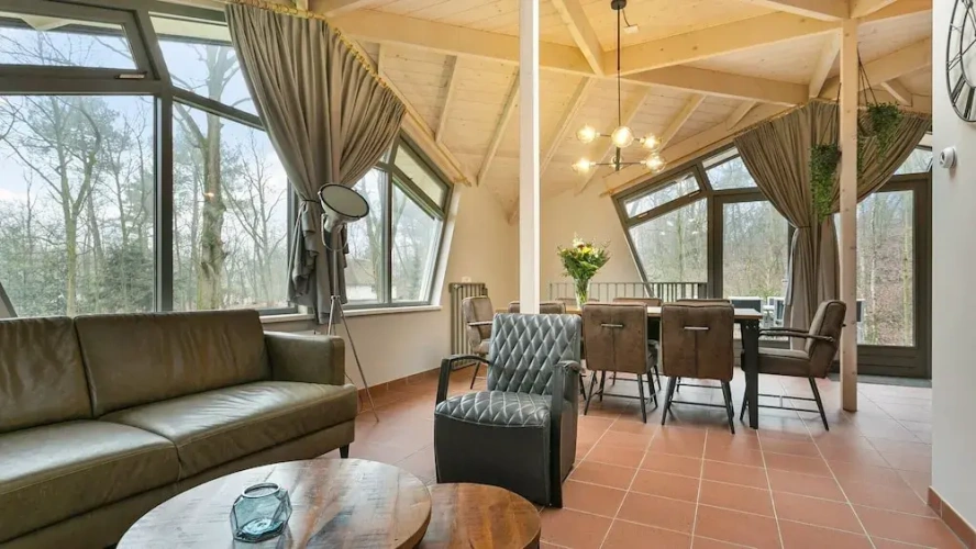 Deluxe Bungalow