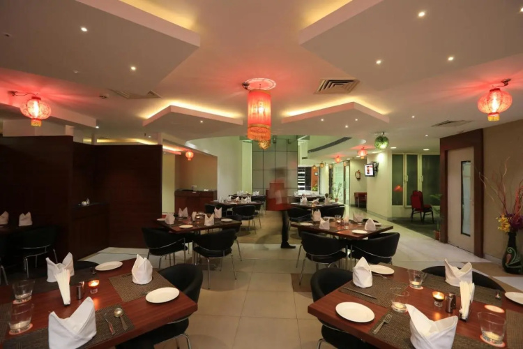 Hotel Hyphen Noida
