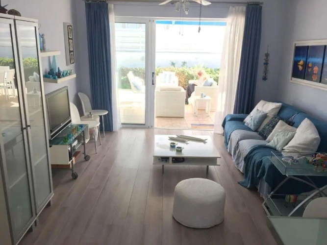 2 Bedrooms Villa