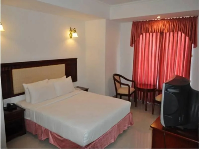 Hamilton Hotel
