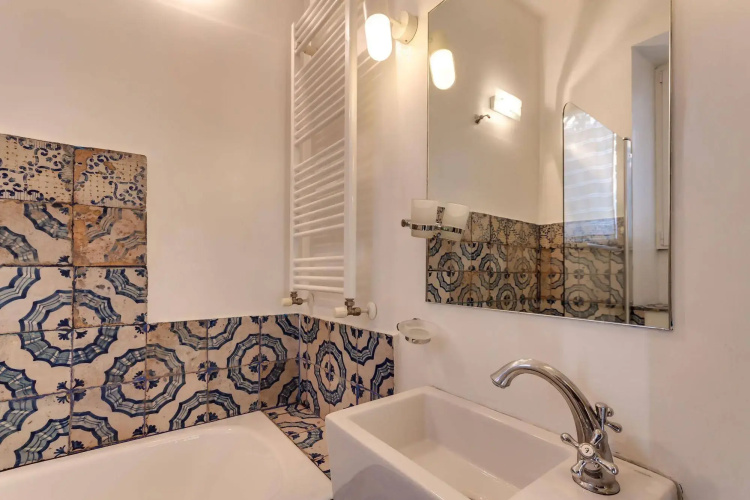 Rome Accommodation - Monti