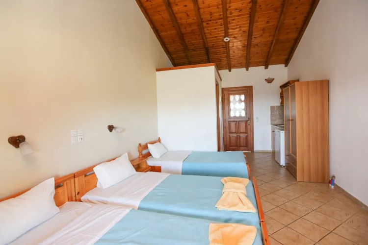Theodora Studios & Suites