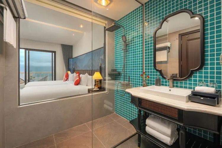 DeLaMont Sapa Hotel