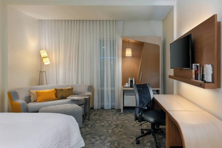 Courtyard by Marriott Savannah Airport