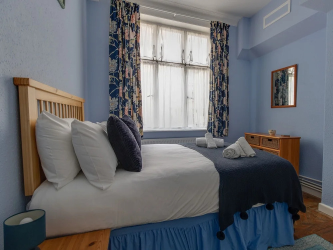 Watersmeet Apartment