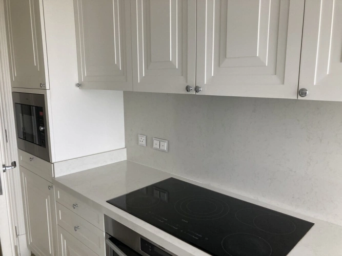 3 Bedrooms Apartment