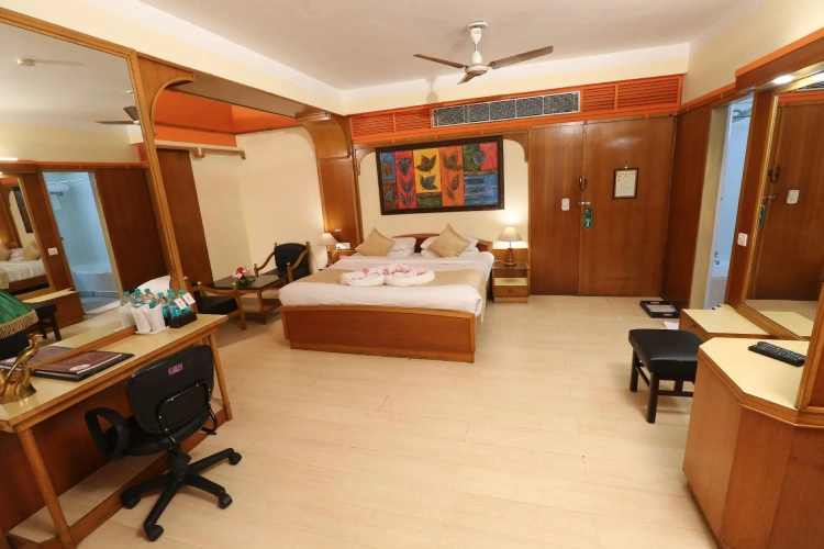 Double Suite