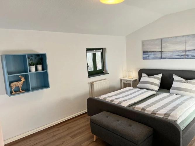 2 Bedrooms Classic Apartment