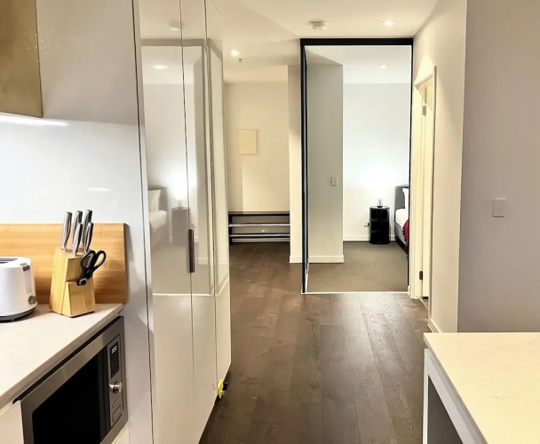 ReadySet Apartments at Manhattan