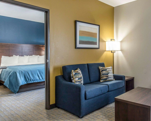 MainStay Suites Midland