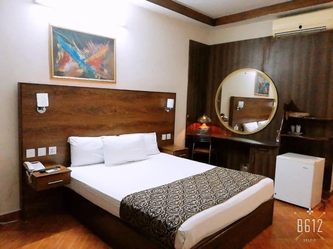 Deluxe Single room