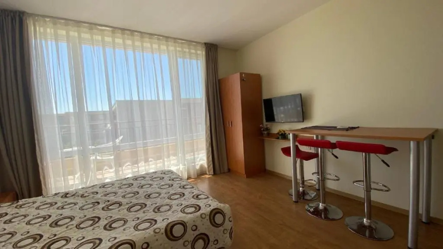 Studio in Sunny Beach 2