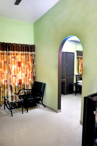 Radhanand Holiday Home