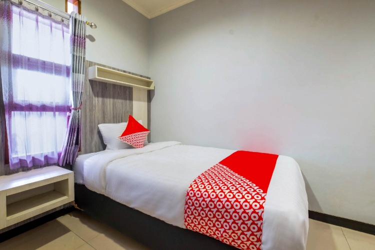 Deluxe Single room