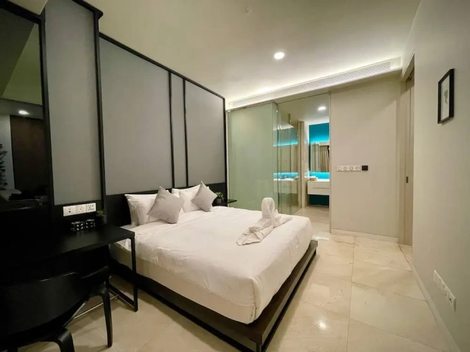 1 Bedroom Suite
