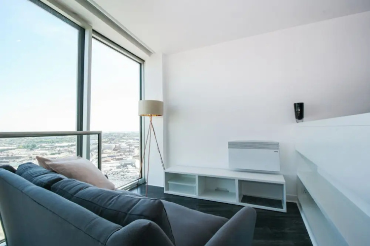 Rotunda - Amazing Skyline Suite