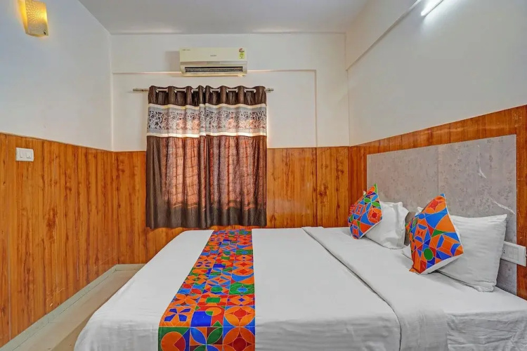 Fabhotel Balaji I