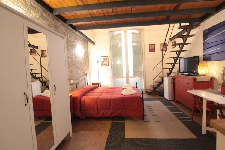 Deluxe Suite with balcony