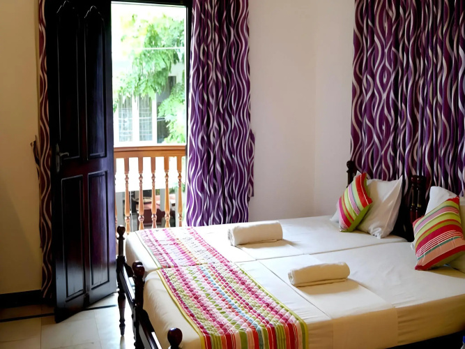 Hotel White Rose