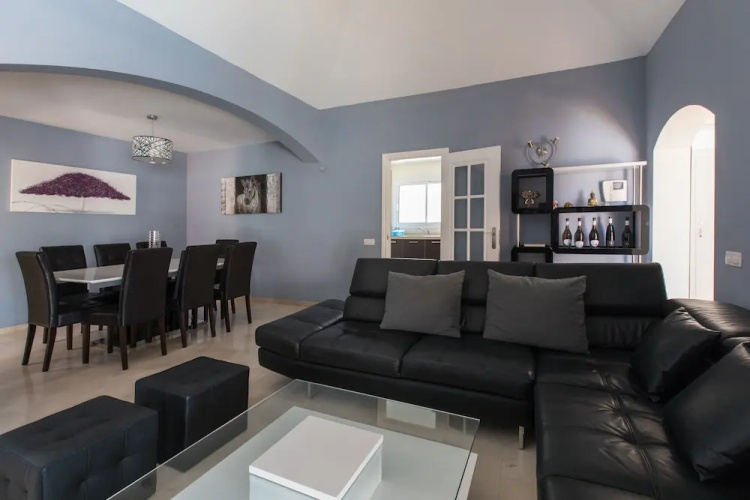 Classic Villa, luxe, private pool & prime location