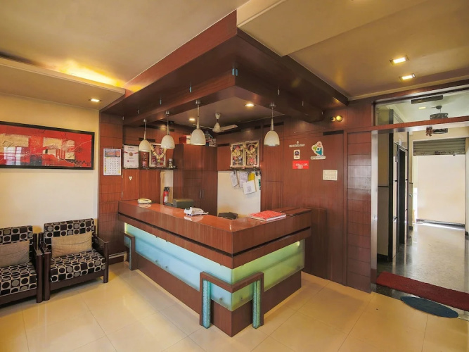 OYO 28178 Mega Inn