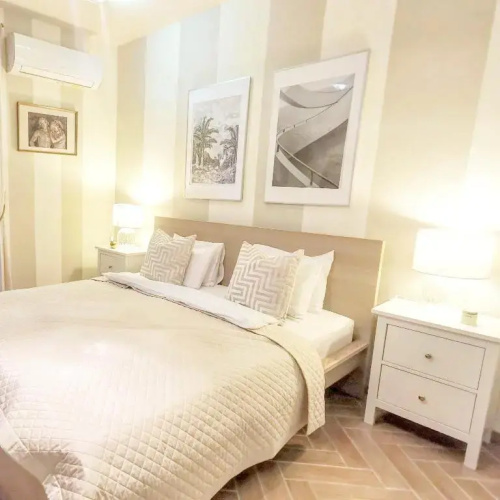 Bellevue Apartment with AC & heating & terrace