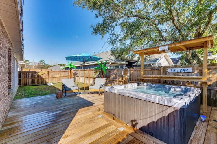 4 Bedrooms Cottage