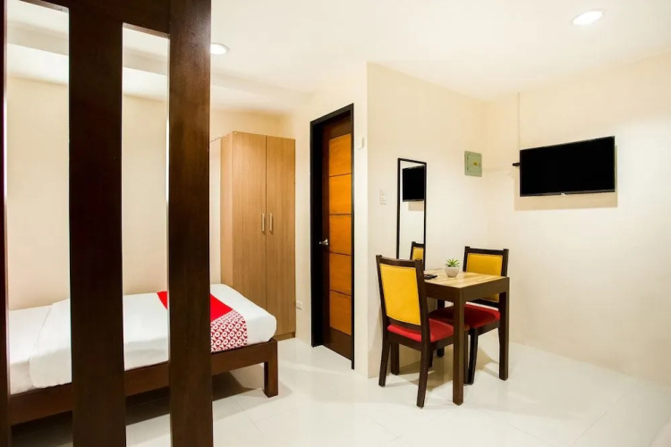 OYO 199 Solange Apartelle