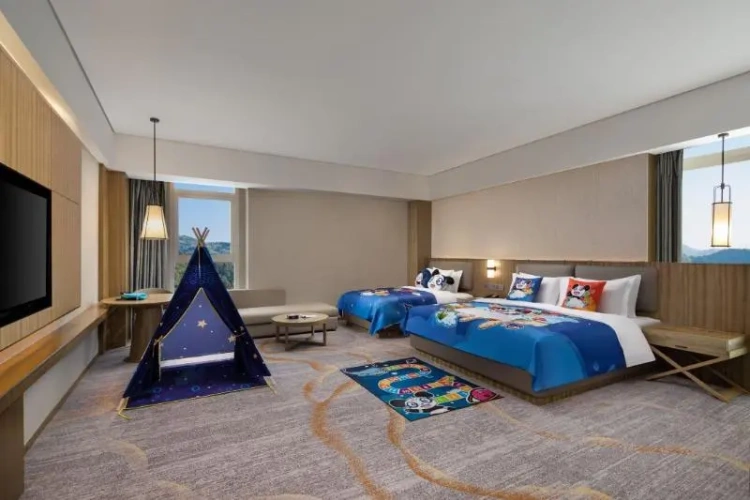 Standard Family room