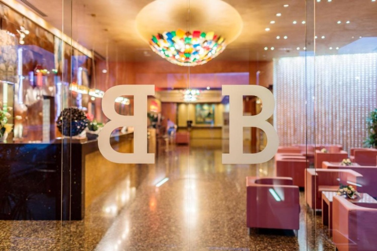 Base Hotel photo 15