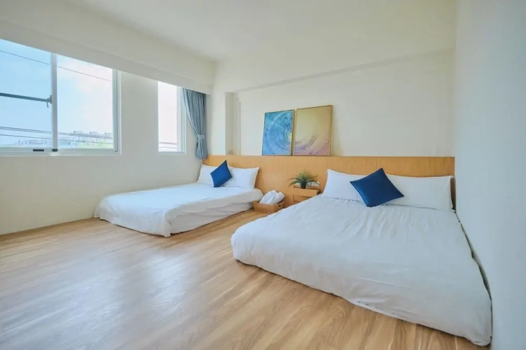 Comfort Quadruple room with city view