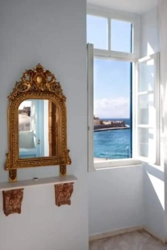 Standard room with sea view
