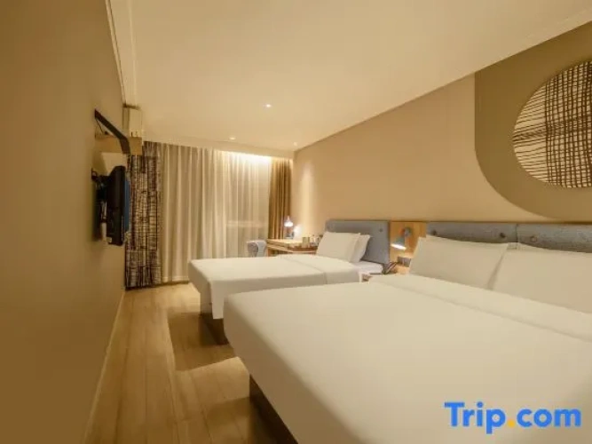 Standard Twin Family room