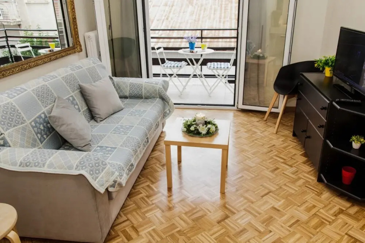 Restfull Fully Renovated Apartment in Thisio