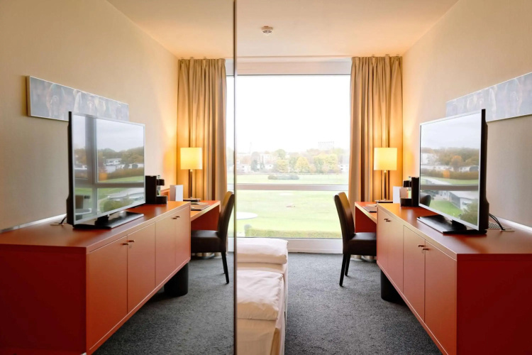 ATLANTIC Hotel Galopprennbahn