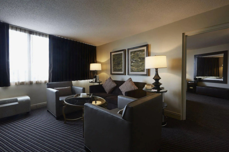 Crowne Plaza Syracuse