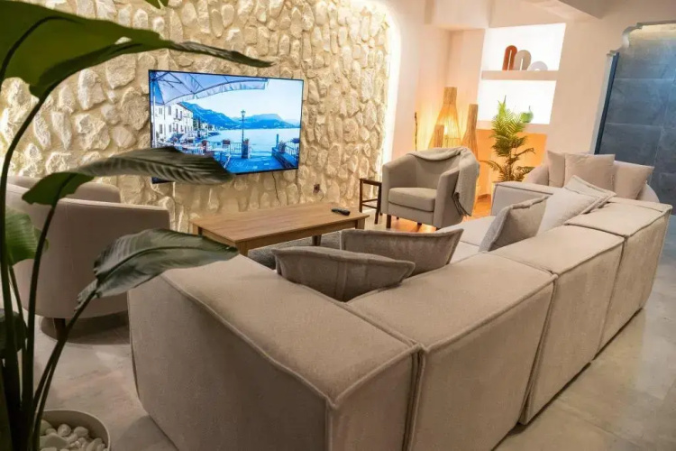 Bl Karakum Suites