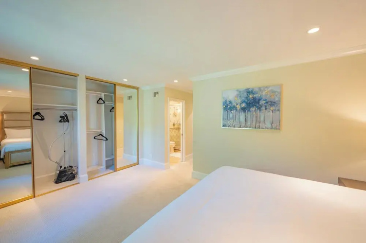 Amazing Disneyland Spa Pool Villa