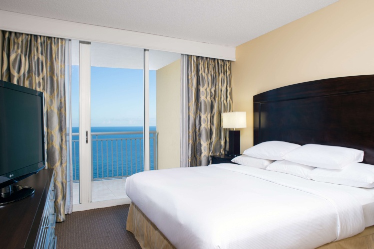 DoubleTree Resort & Spa by Hilton Ocean Point-N. Miami Beach photo 8
