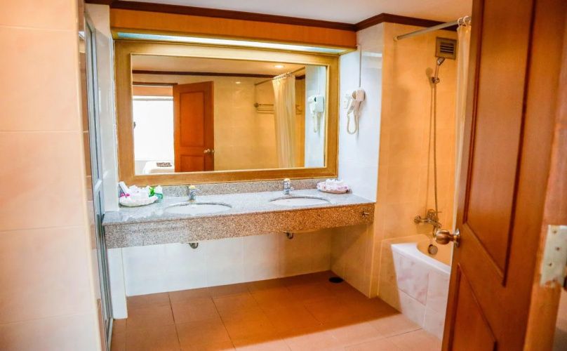 Yannaty Hotel Halal