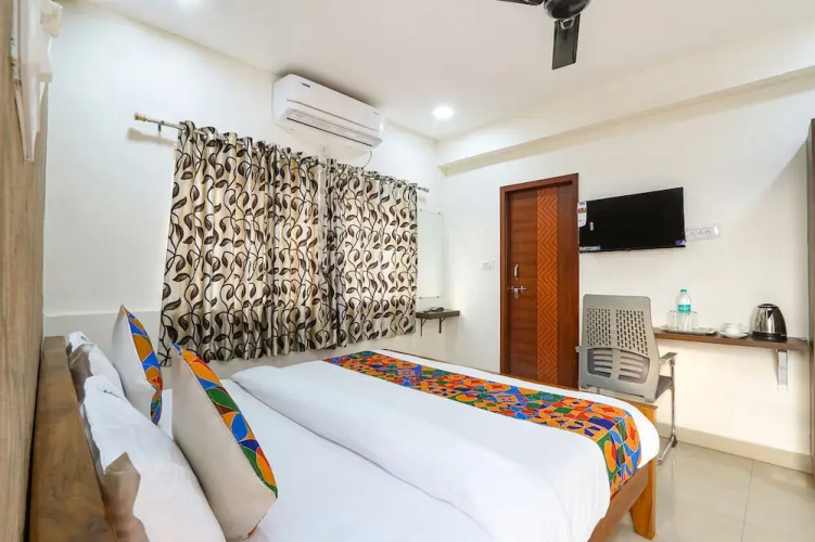Fabhotel Vgr Comforts
