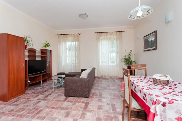 Apartment Aleksandra