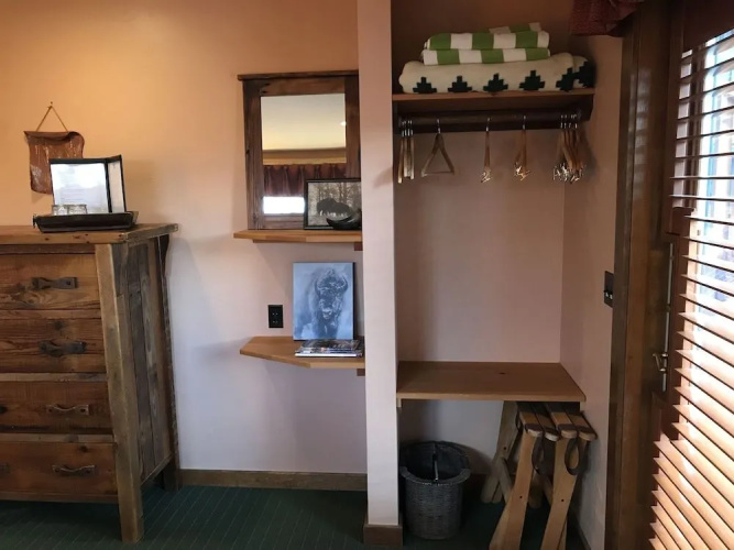 Good Medicine Lodge Bed & Breakfast