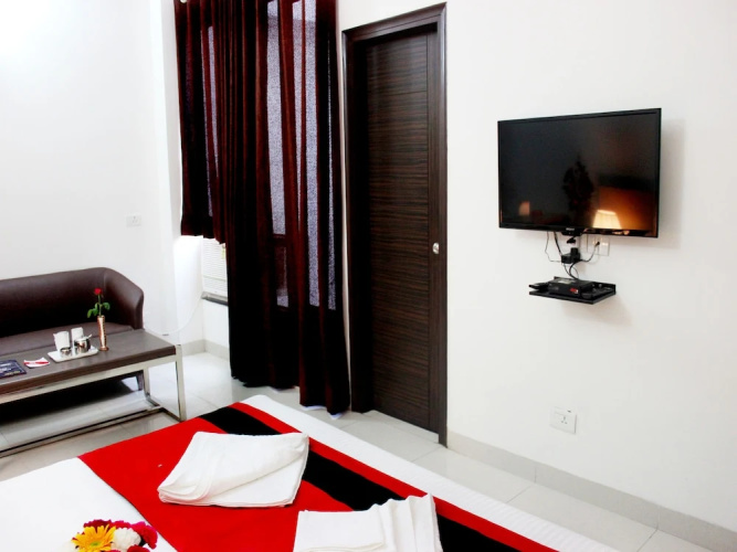 OYO 531 Hotel Cyber Inn